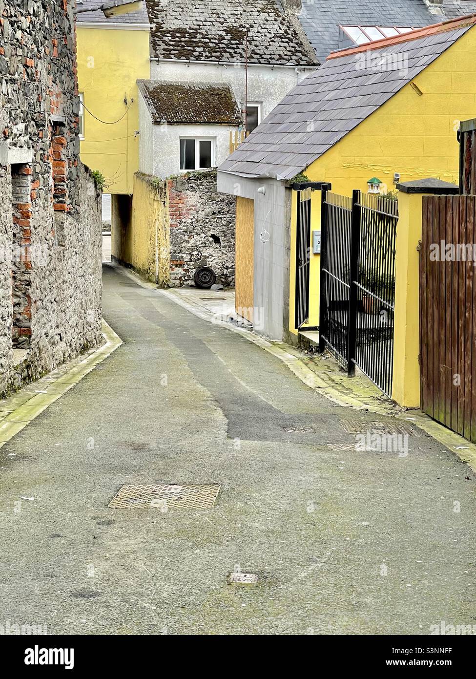 Town Hall Lane or Murder Lane, Donaghadee Stock Photo Alamy