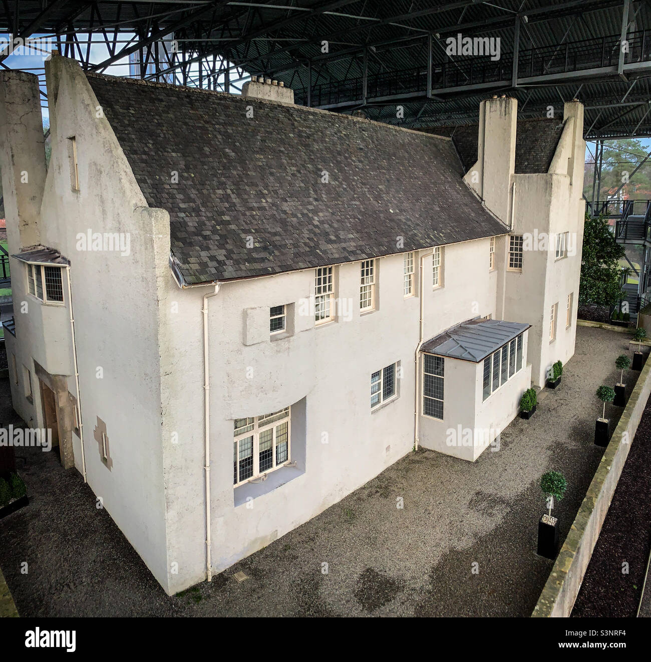 The Hill House in Helensburgh, designed by Charles Rennie Mackintosh and Margaret Macdonald Mackintosh in the ‘Glasgow style’. It was built for Glasgow book publisher Walter Blackie and his family. Stock Photo