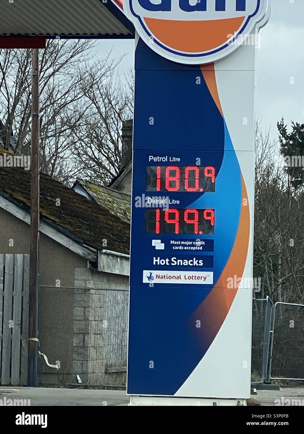 Fuel price in NW Scotland at nearly £2.00 per lt Stock Photo