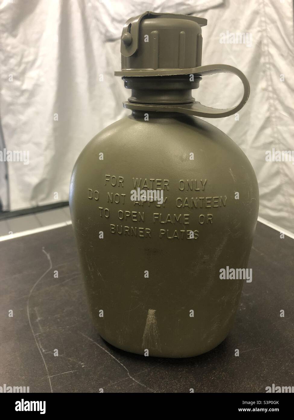 Military issue canteen hires stock photography and images Alamy