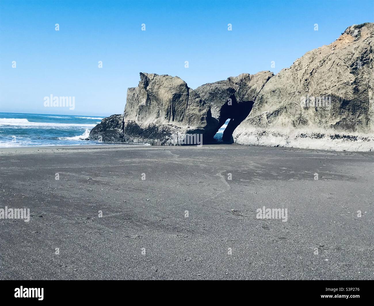 Gray rocks hi-res stock photography and images - Alamy