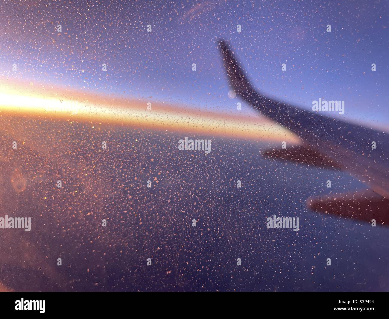 Sunset view from airplane hi-res stock photography and images - Alamy