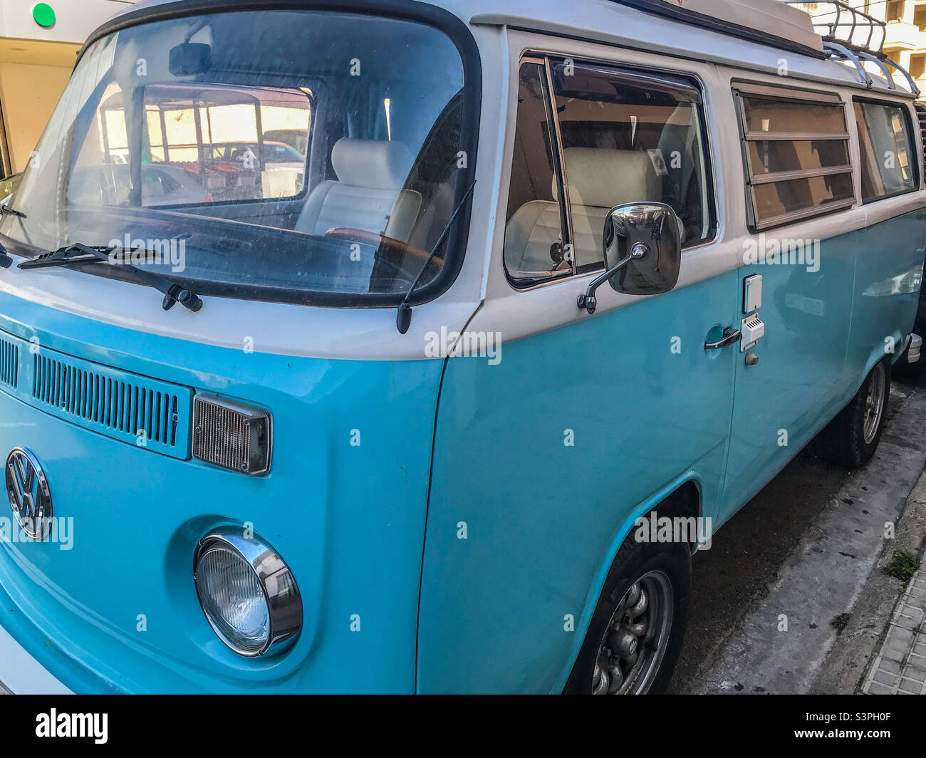 Retro Vw Campervan Stock Photo Alamy