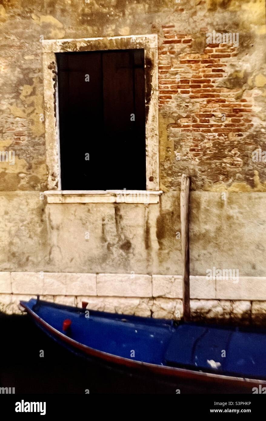 Gondola venice bucket list hi-res stock photography and images - Alamy