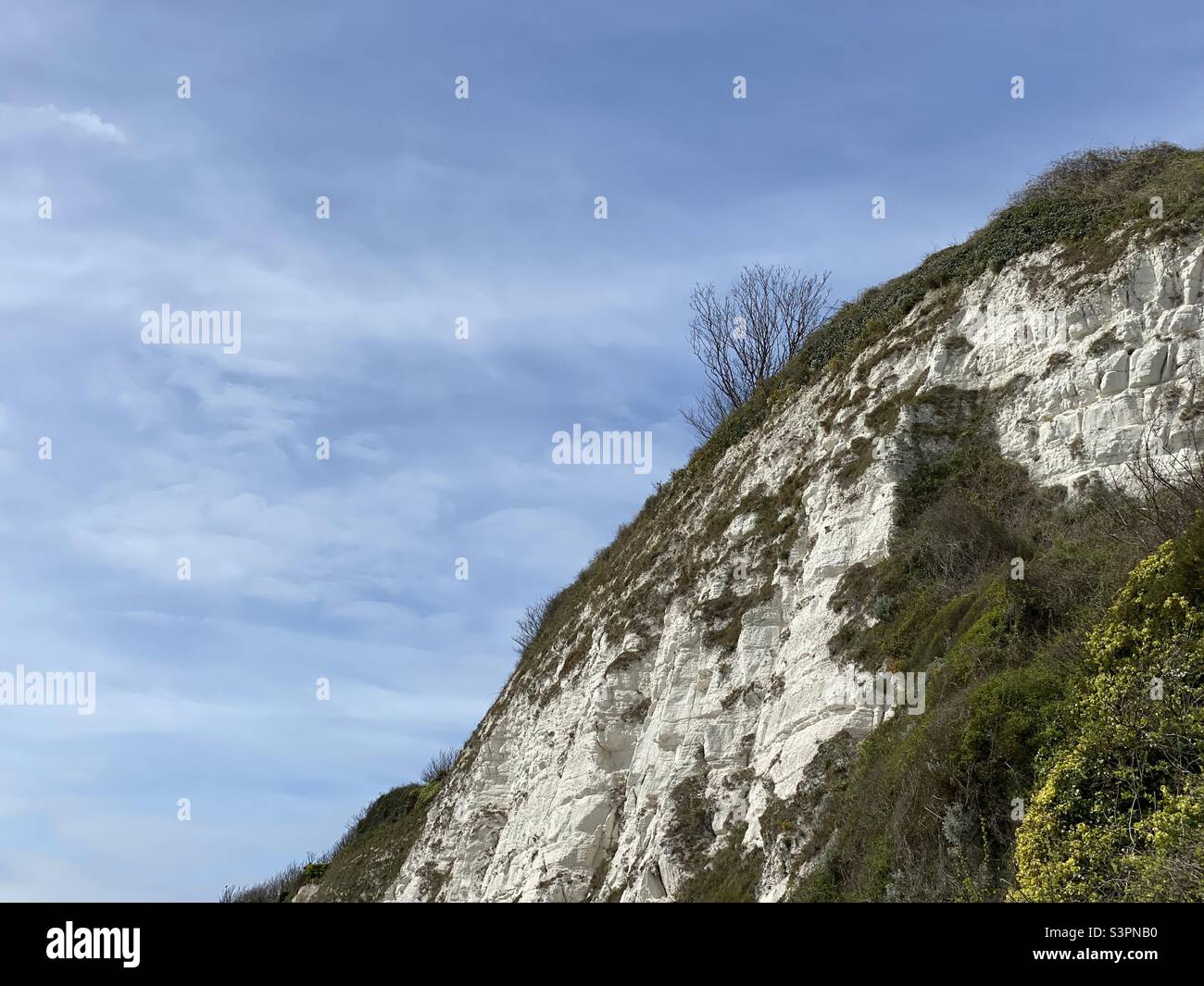 Chalk cliff erosion crack hires stock photography and images Alamy