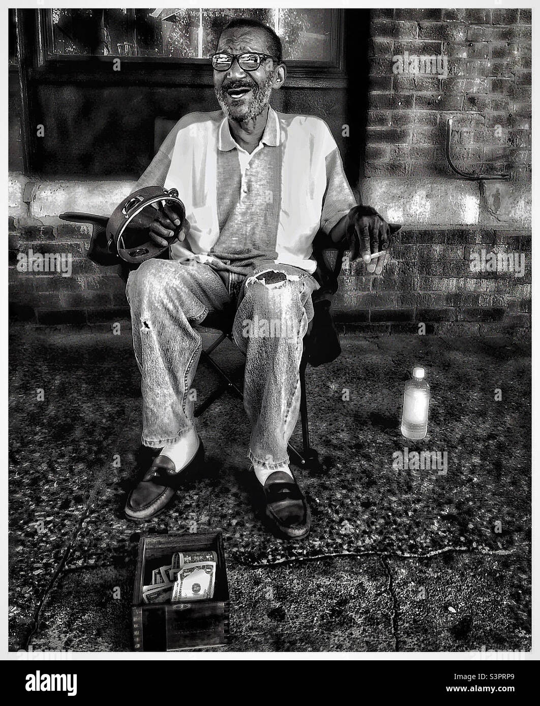 Street performer in Omaha USA. - Smartphone Captured Stock Image