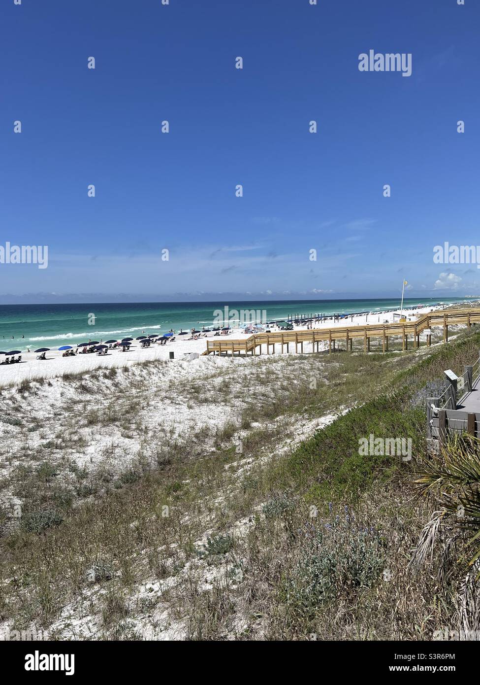Upper May 2022 view of Destin Florida beach shoreline Stock Photo