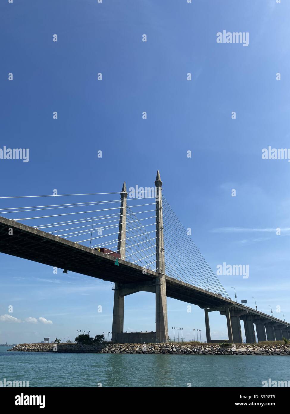 Penang bridge malaysia hi-res stock photography and images - Alamy