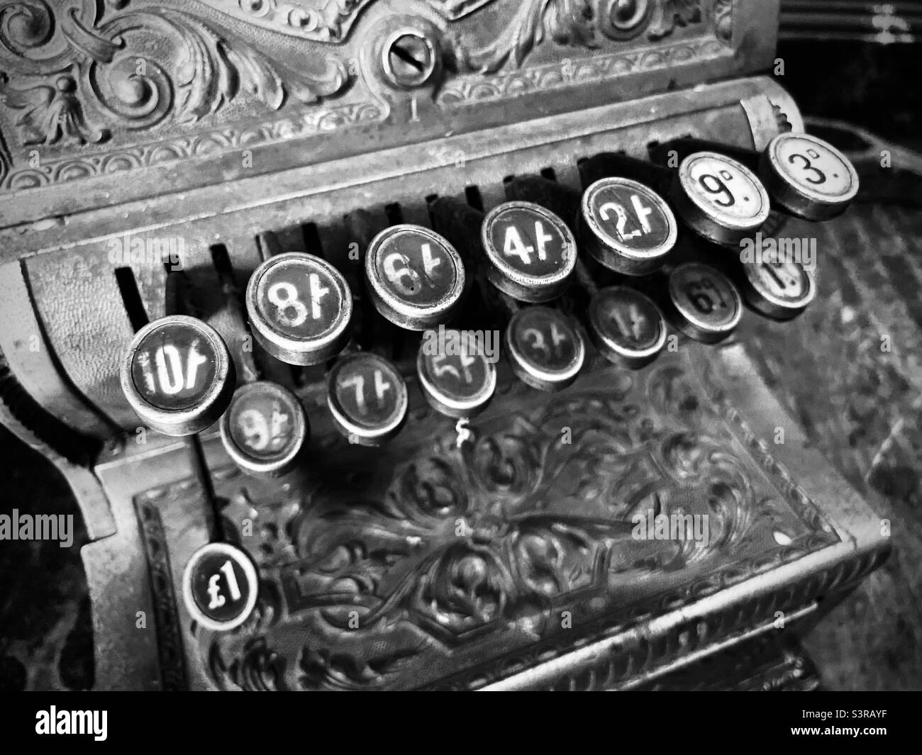 Old cash register mono Stock Photo Alamy
