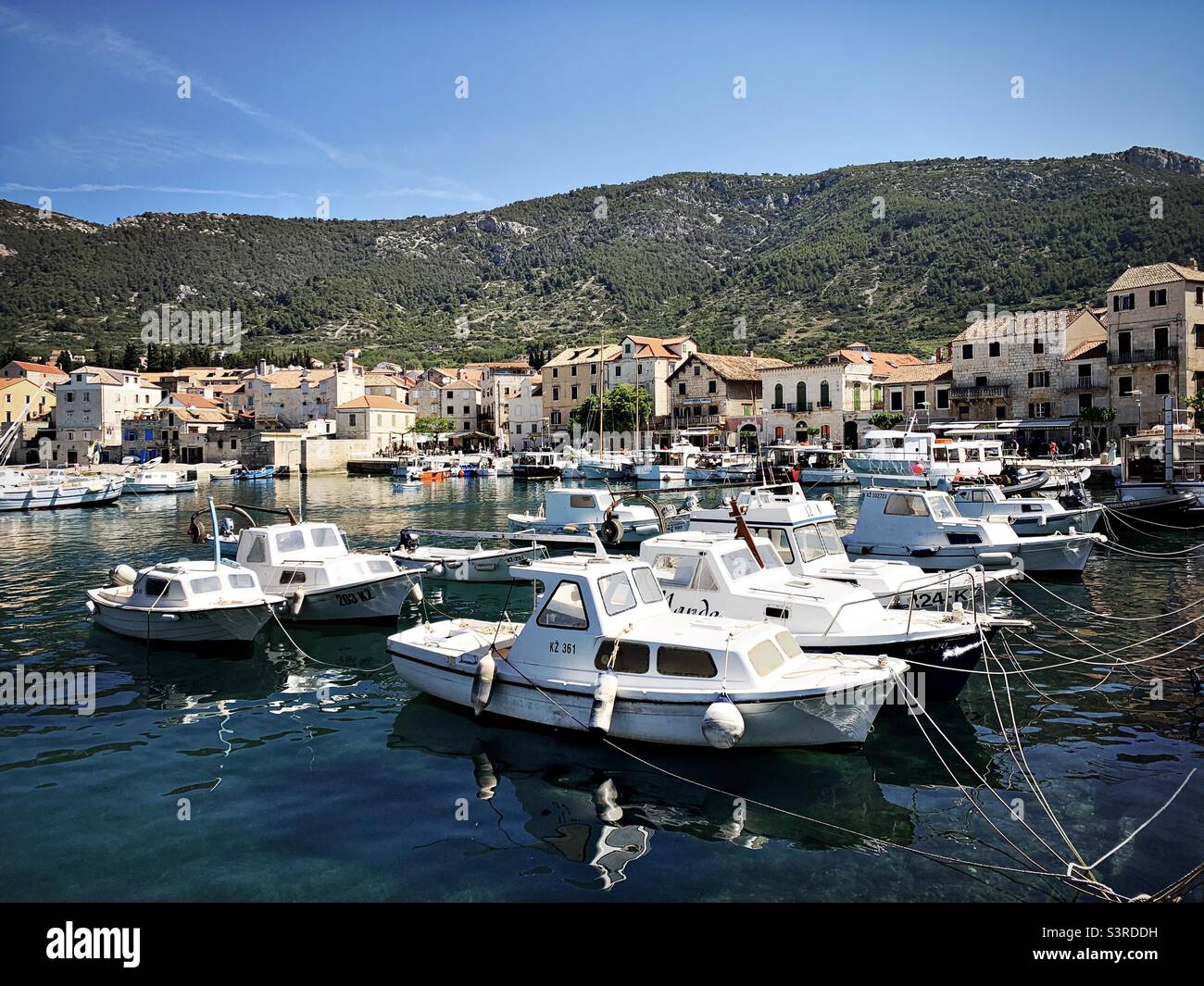 Boats in the harbour at Vis, a Croatian island in the Adriatic Sea. Mama  Mia 2 was filmed on the island Stock Photo - Alamy
