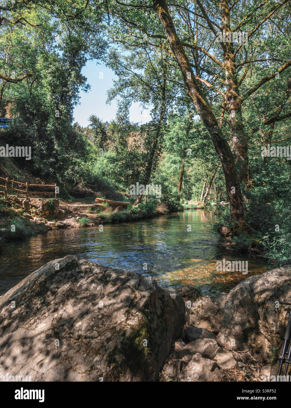 Praia fluvial hi-res stock photography and images - Alamy