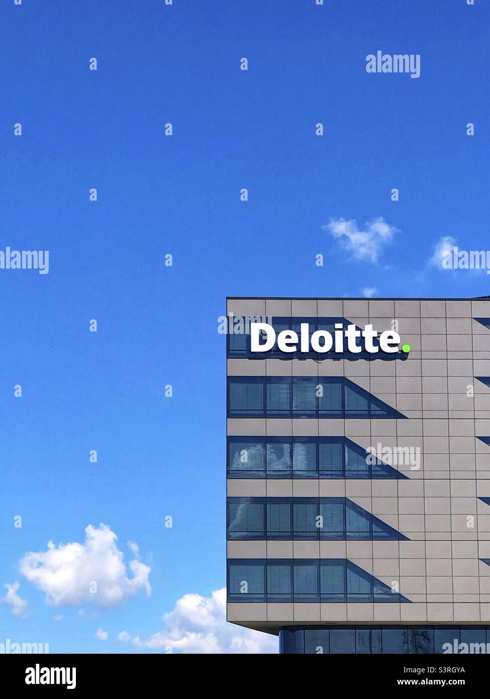 Deloitte Office Building In South Africa Stock Photo Alamy deloitte-office-building-in-south-africa-stock-photo-alamy