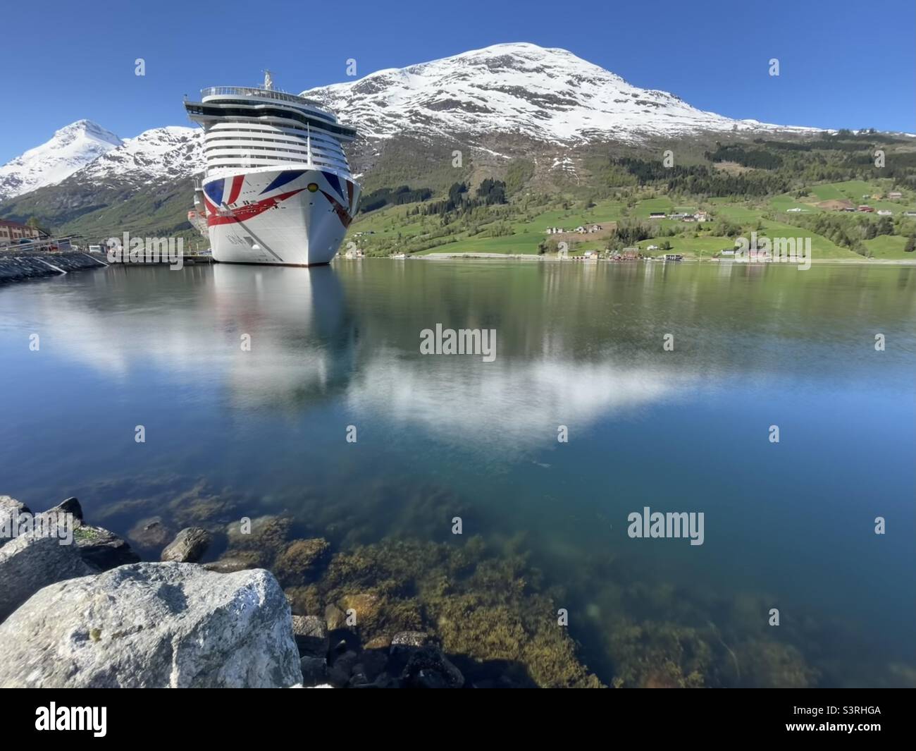 Iona Cruise Ship Norway Stock Photo - Alamy