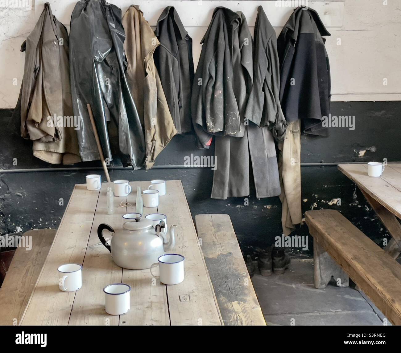 Clothes canteen hi-res stock photography and images - Alamy