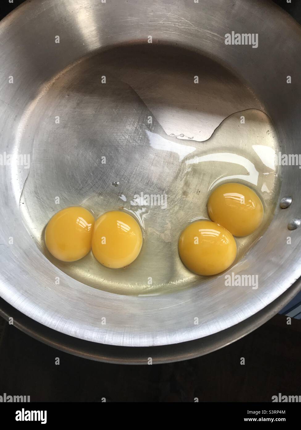 Double yolk eggs hires stock photography and images Alamy