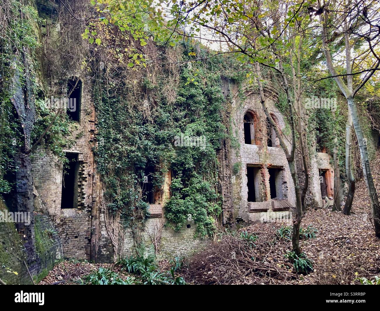 Abandoned fortifications hidden away in the Kent hills Stock Photo