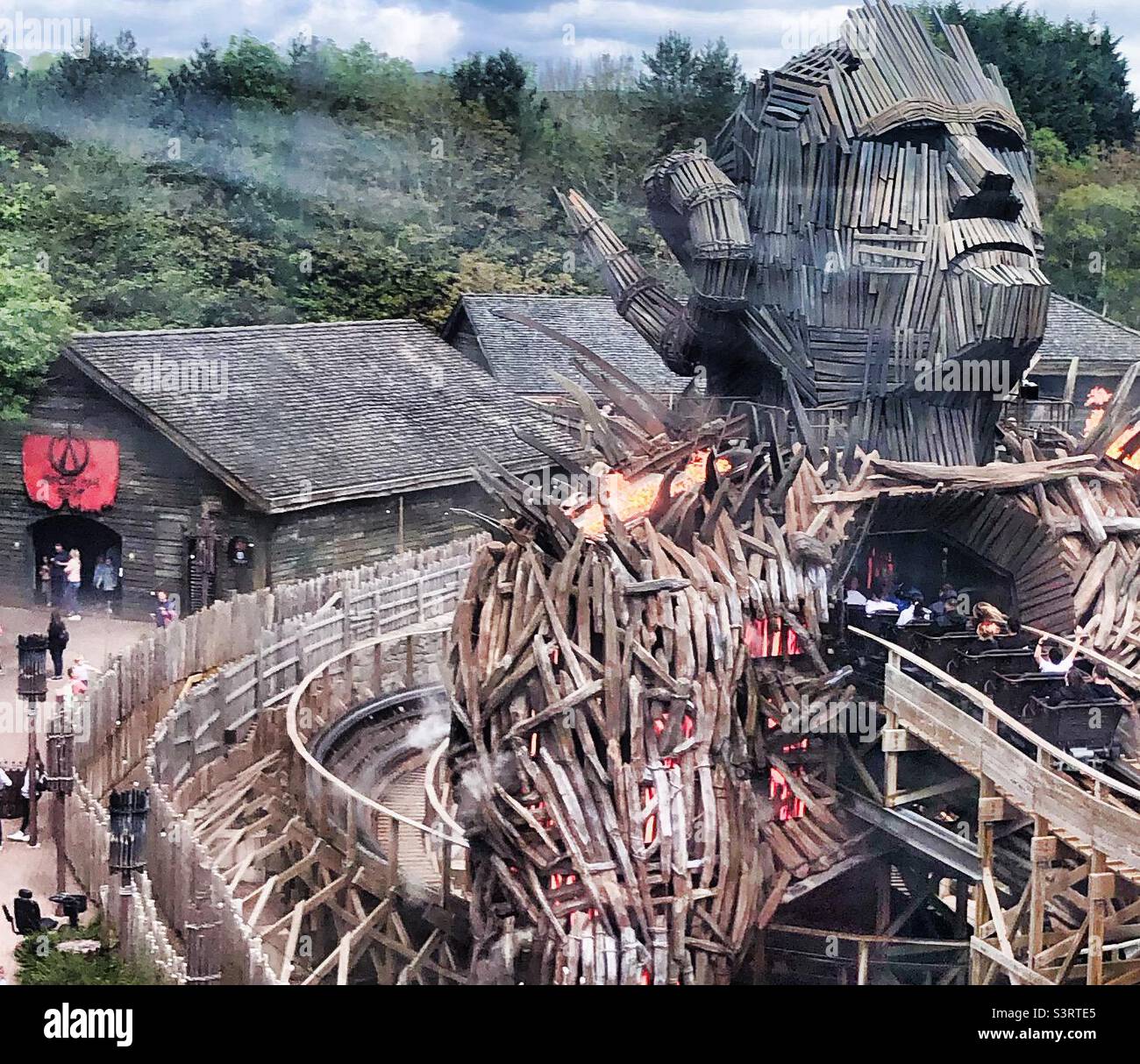 Wicker man at Alton towers Stock Photo Alamy