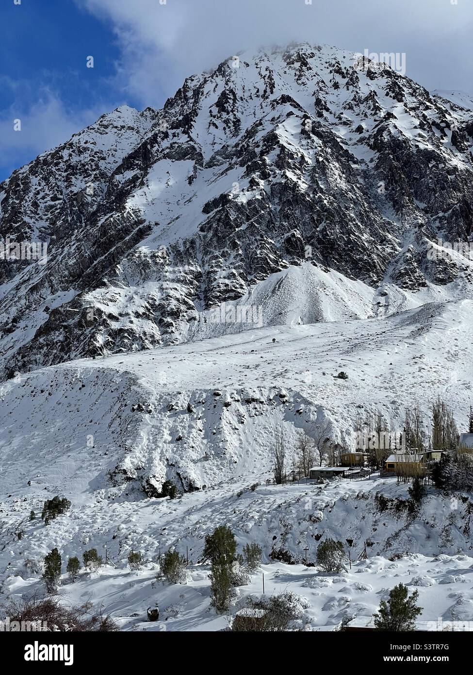 Invierno 2022 Cajón del Maipo, Chile Stock Photo Alamy