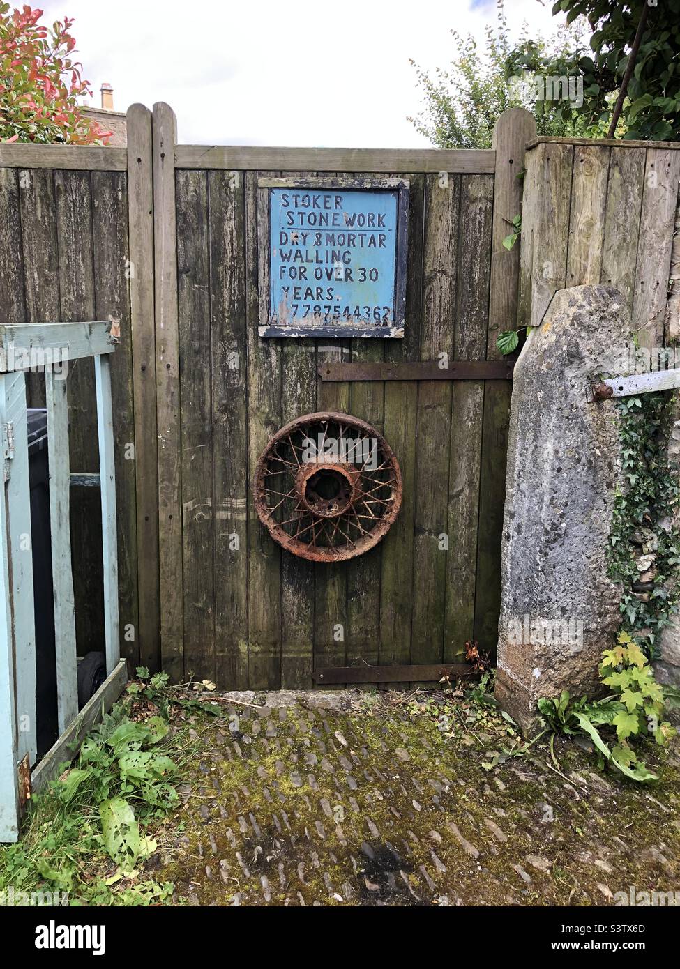 Artisan skills hires stock photography and images Alamy