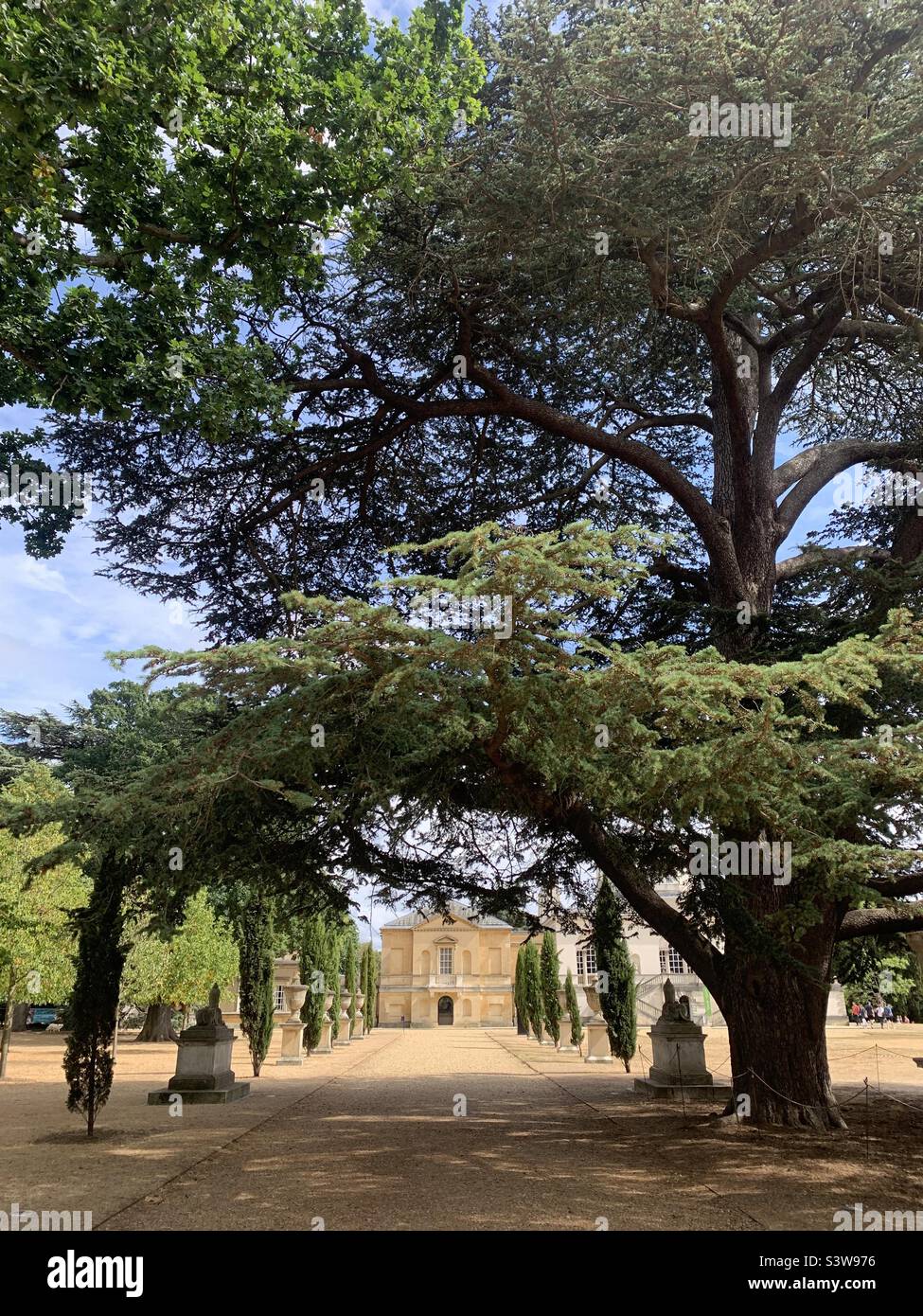 Chiswick house gardens with tree in foreground Stock Photo