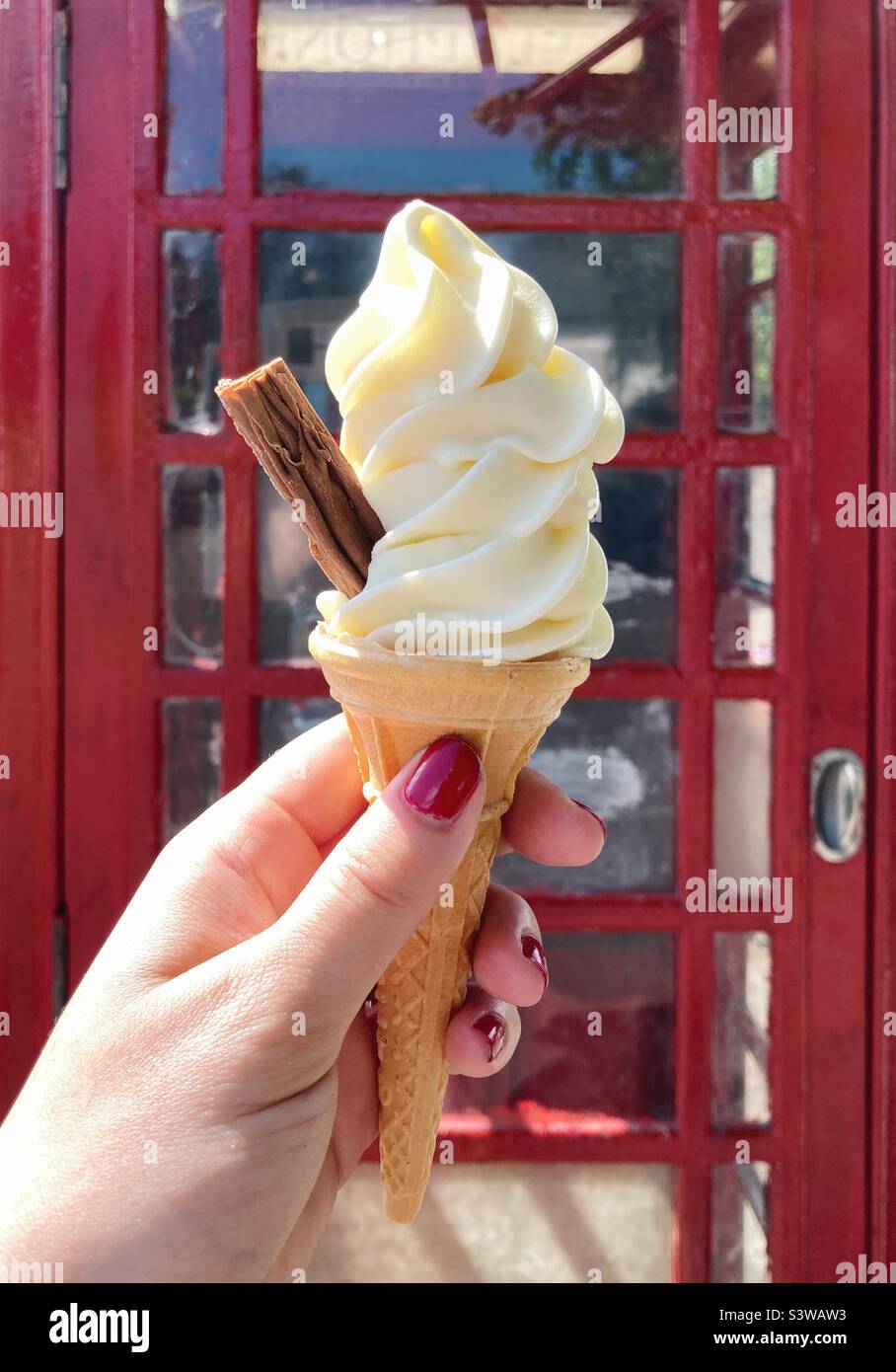 99 ice cream hi-res stock photography and images - Alamy