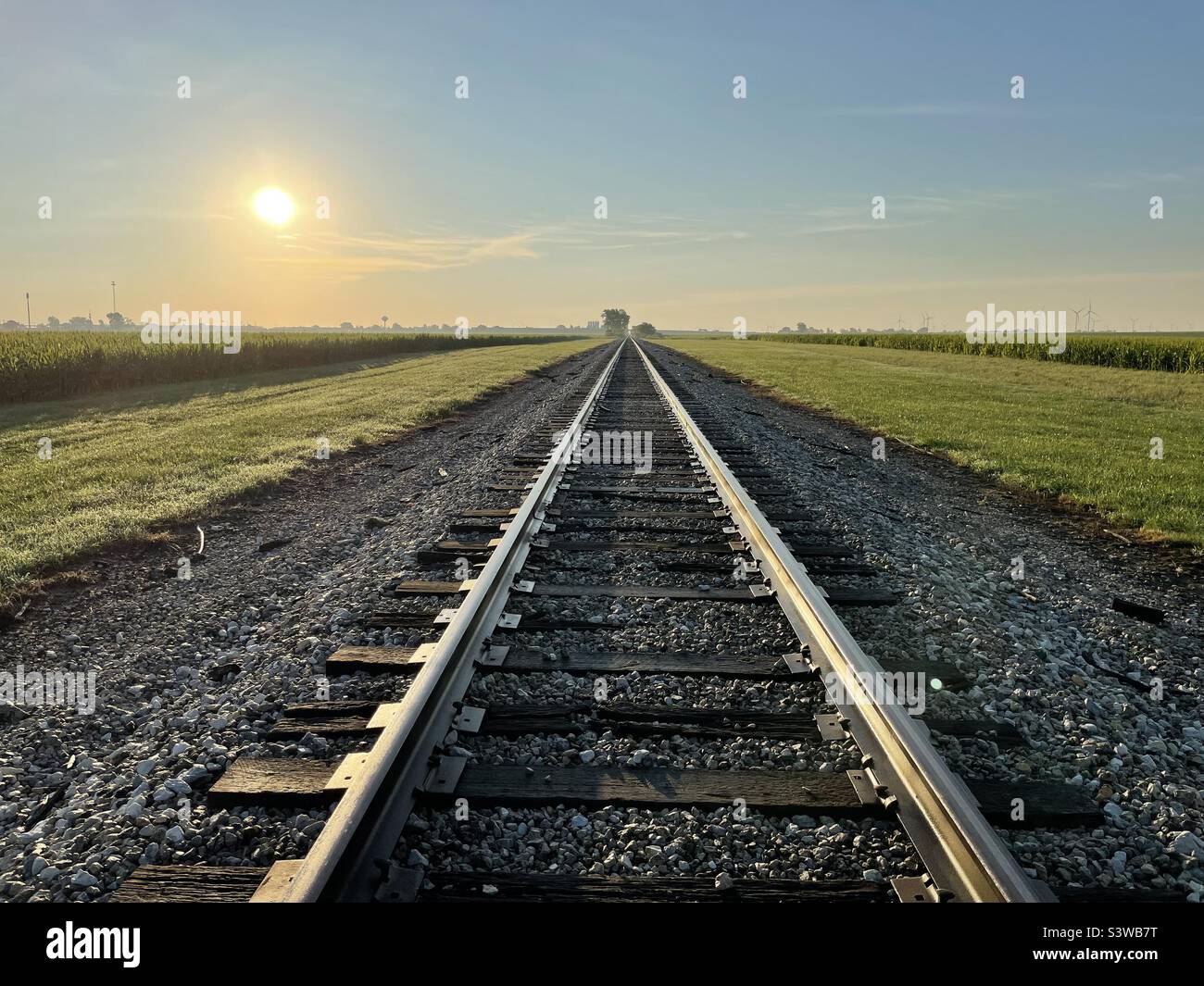 Train Tracks to infinity Stock Photo Alamy