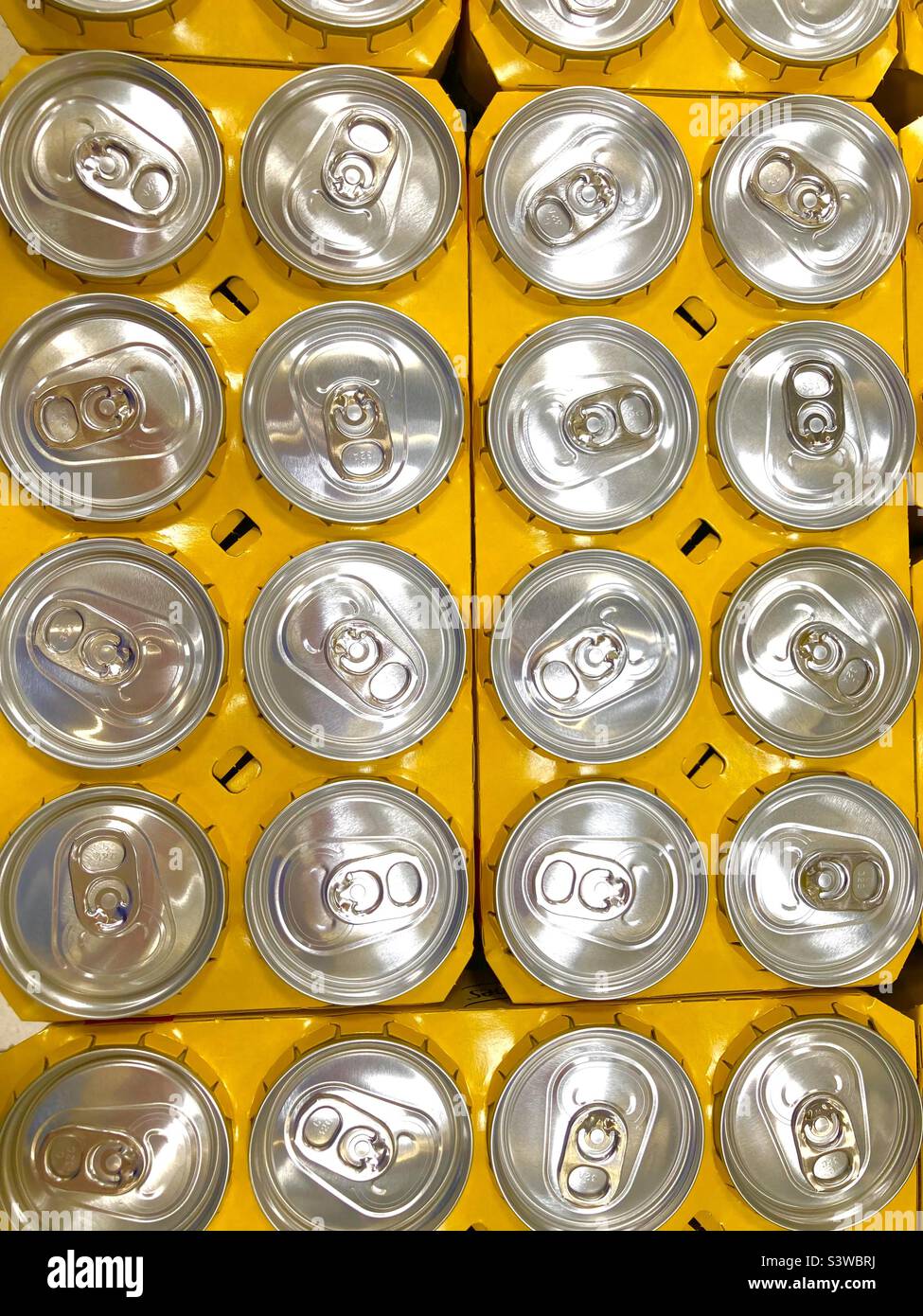 Aluminium beer cans from above Stock Photo Alamy