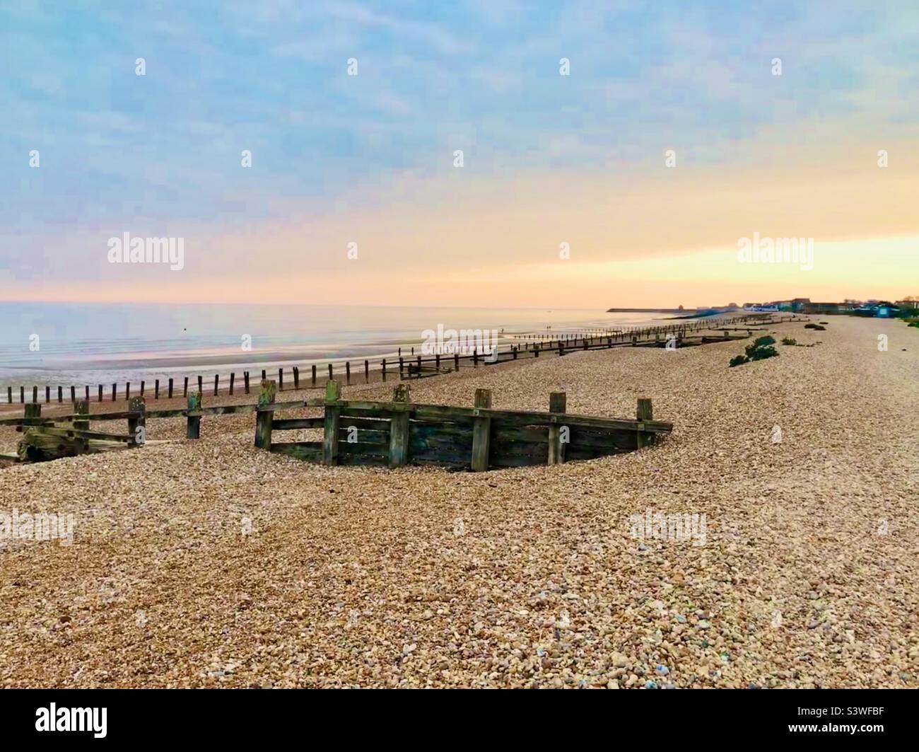 Sunset, on Pevensey Beach, in Sussex Stock Photo - Alamy