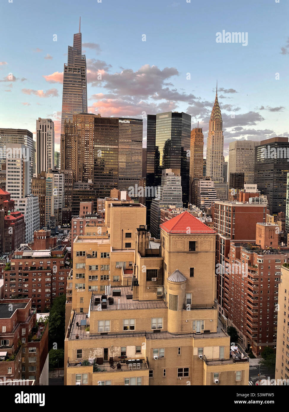 MANHATTAN SKYLINE 2022 visual data 3
