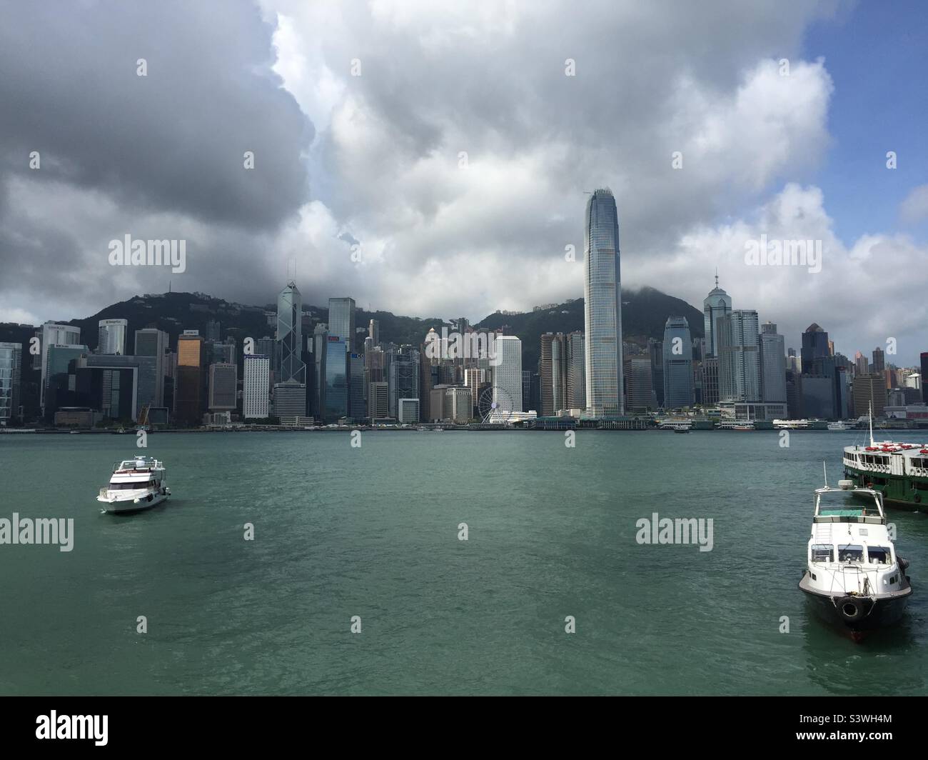 Victoria Harbour, Hong Kong Stock Photo - Alamy