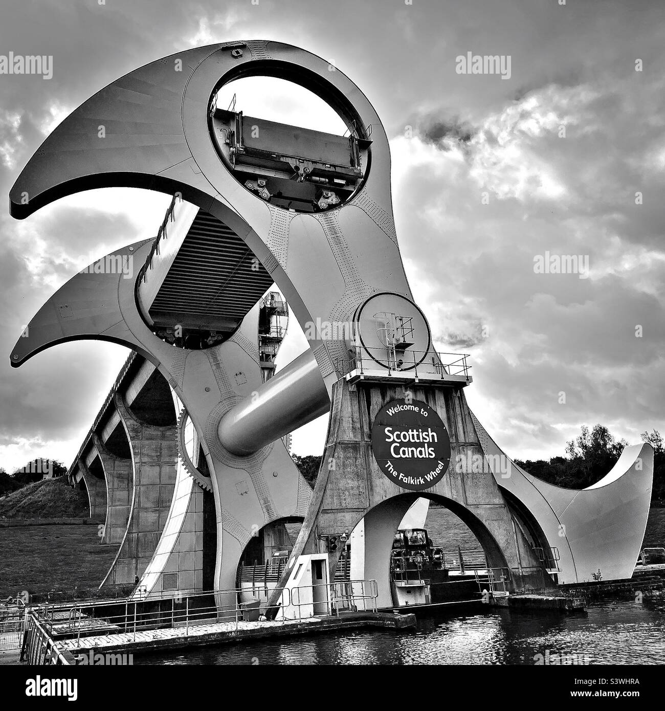The Falkirk Wheel Stock Photo Alamy