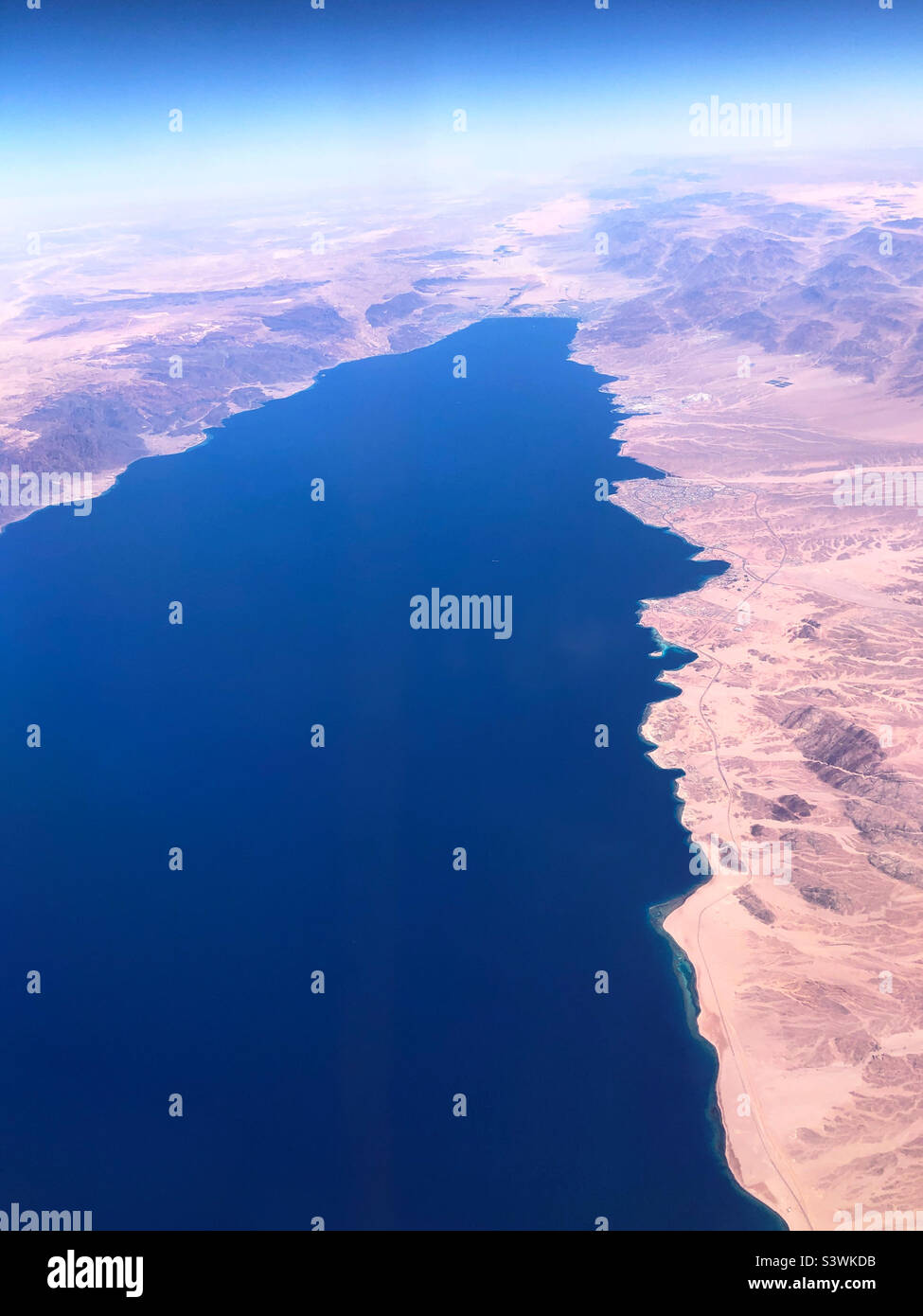 The Gulf of Aqaba ( Gulf of Eilat) from the air showing Saudi Arabia and Jordan on the right and Egypt on the left. Stock Photo