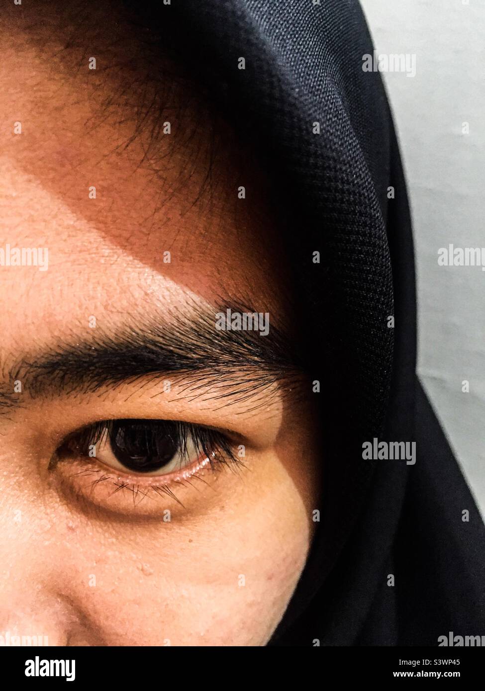 Eye looking at the camera Stock Photo Alamy