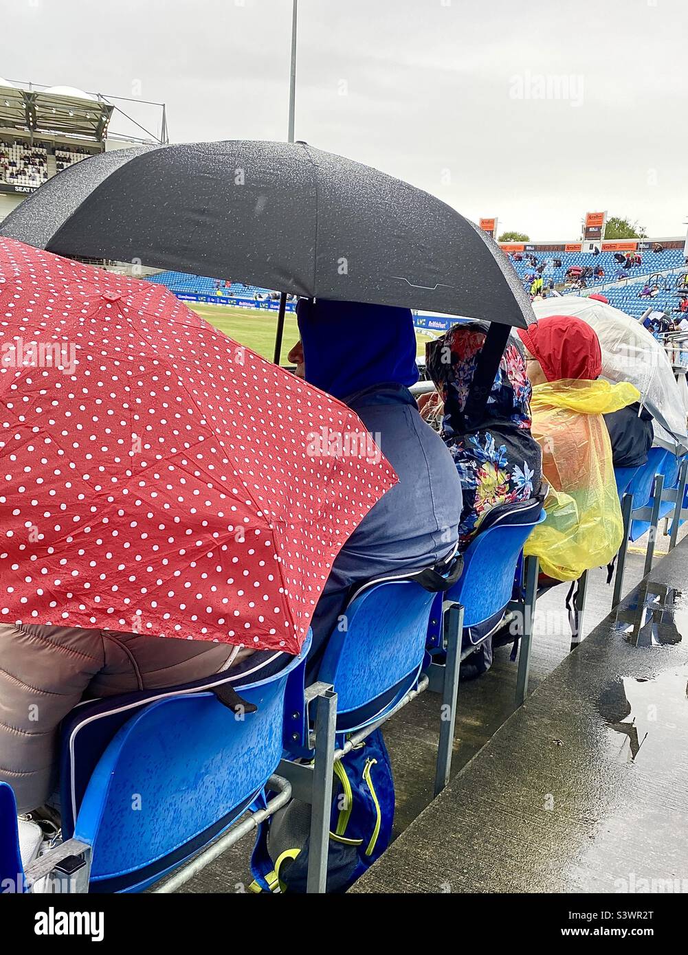 Enthusiastic spectators at Yorkshire County Cricket Club Emerald Headingley Cricket Ground, on June 27th, 2022 for the final day of the Test Match between England & New Zealand. Admission was free. Stock Photo