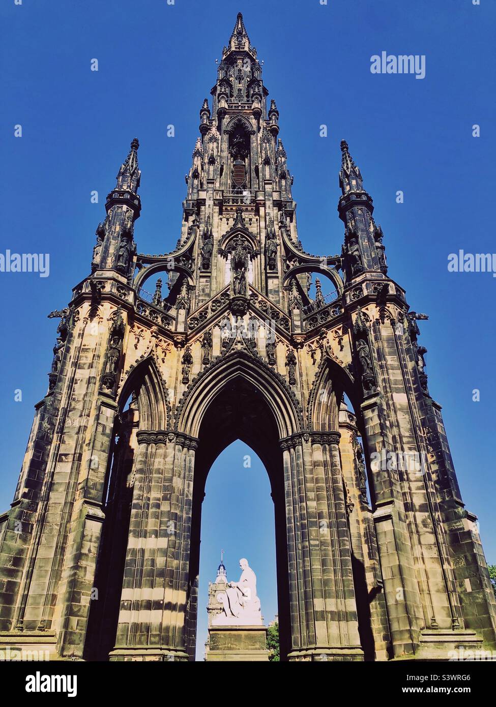 The Scott Monument, in Princes Street Gardens, Edinburgh, is a Victorian Gothic monument to Scottish author Sir Walter Scott Stock Photo
