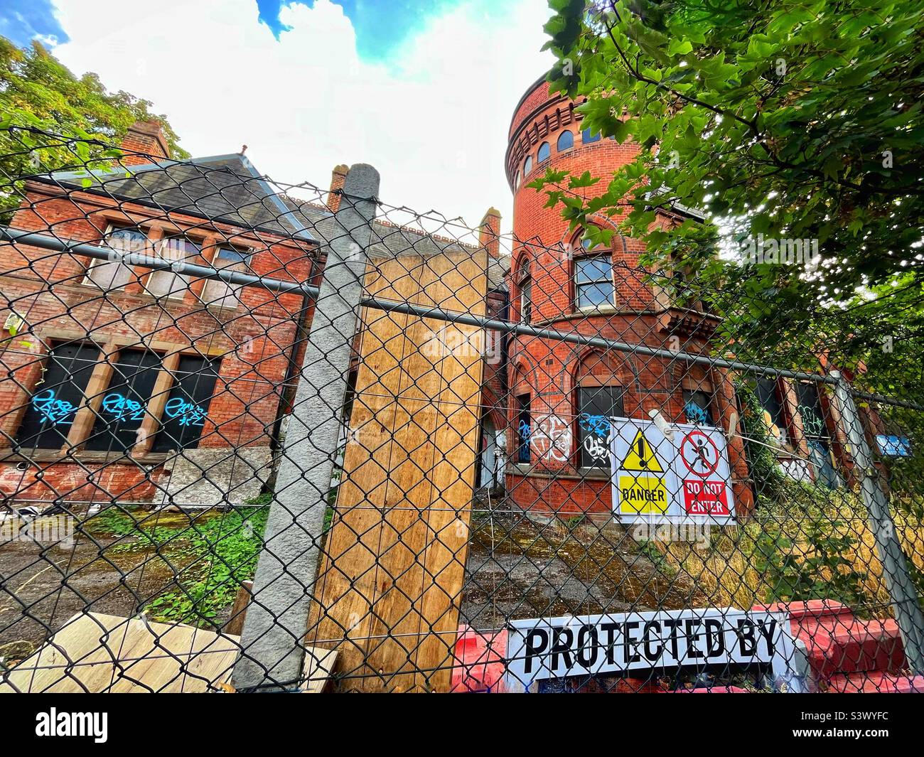 Lewisham Council’s Ladywell Playtower – a Grade II-listed building that was completed in 1884, and was one of London’s first public baths. Photo August 2022. - Smartphone Captured Stock Image