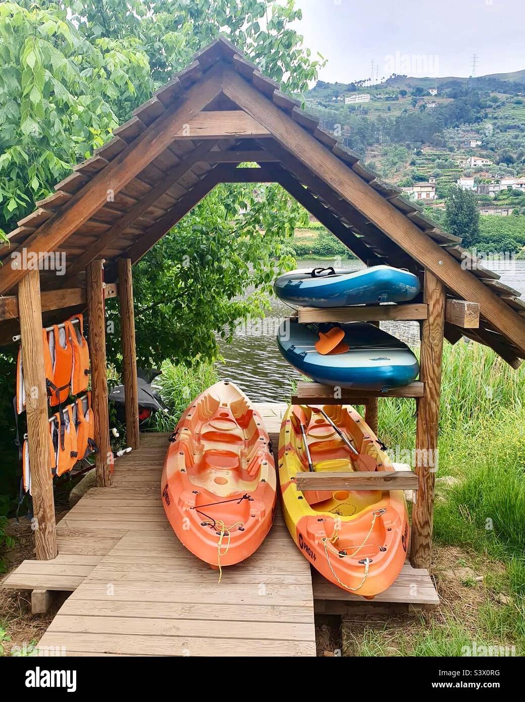 Kayaking in the Douro Valley Stock Photo Alamy