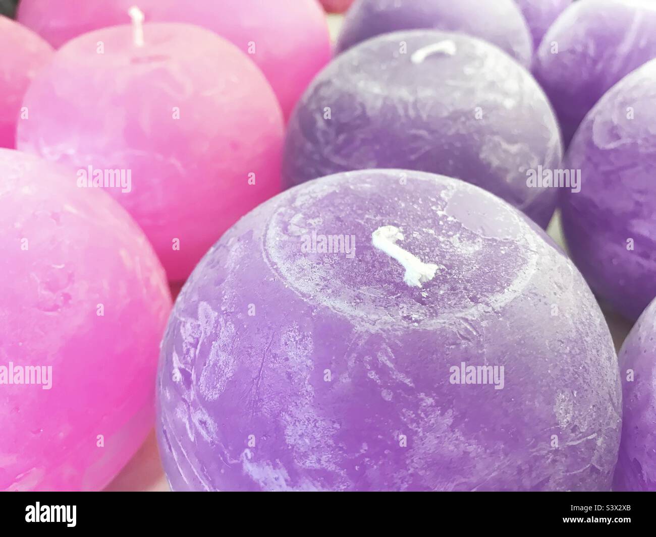 Round candles hires stock photography and images Alamy