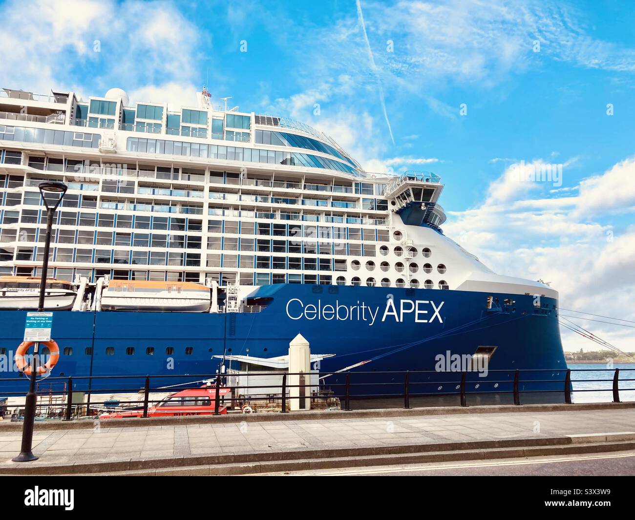 Celebrity Apex cruise liner berthed at Liverpool Stock Photo