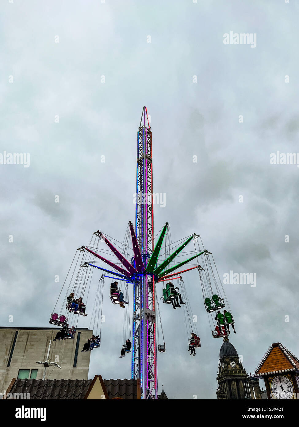 Fairground swing swings hires stock photography and images Alamy