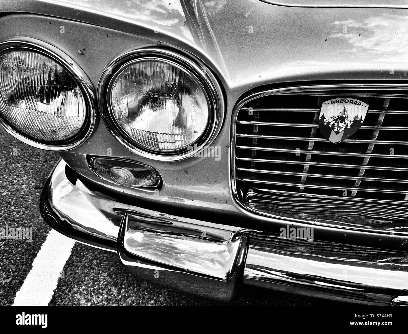 Lancia sports car grille hires stock photography and images Alamy