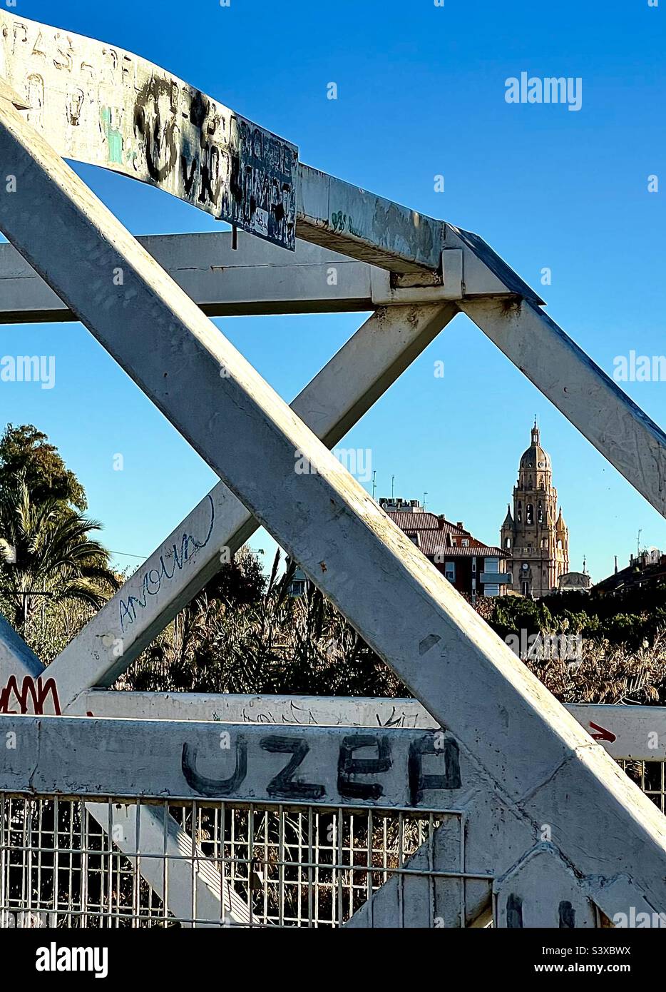 The Cathedral From The Bridge Stock Photo Alamy