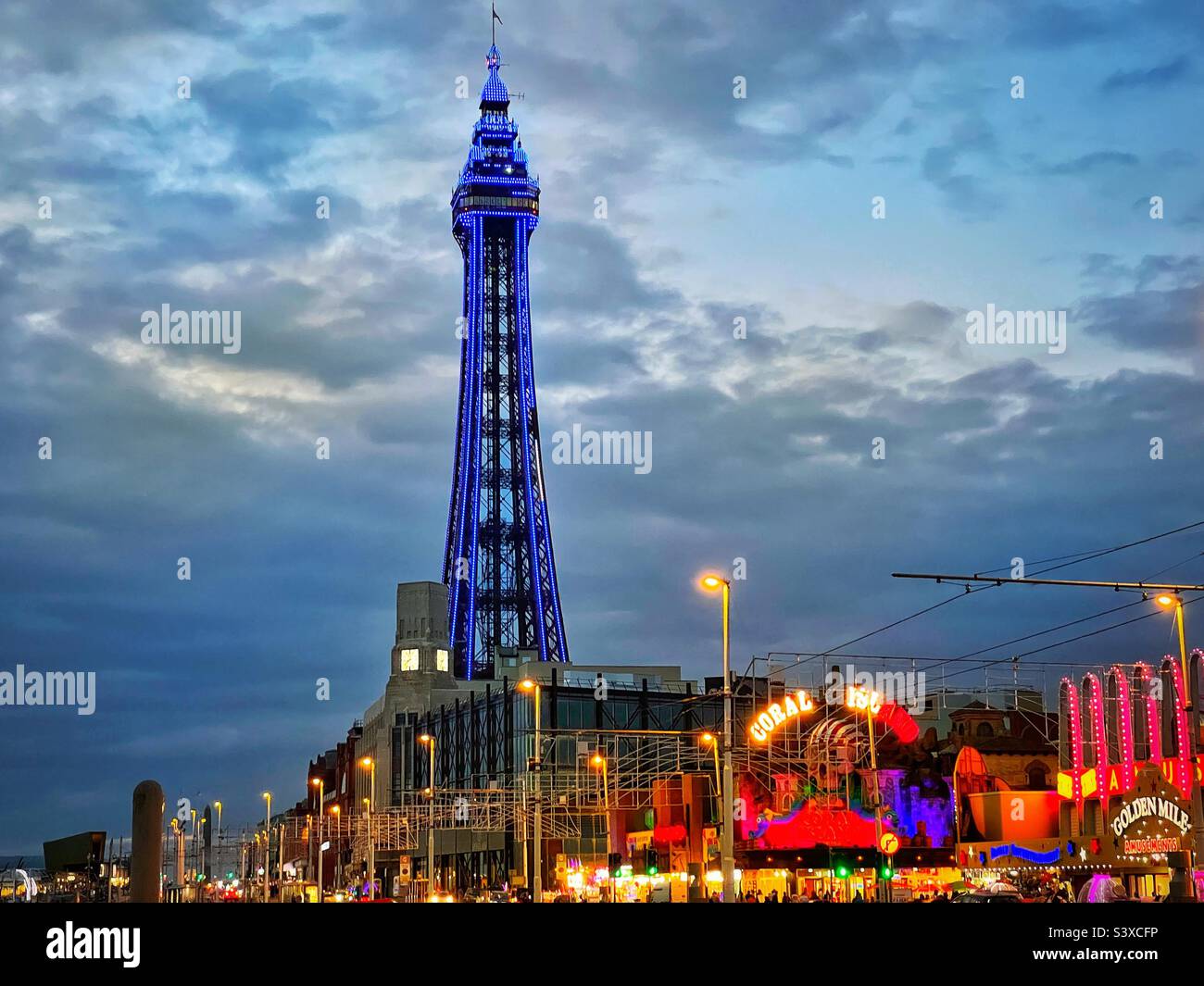 Blackpool Tower Night Hi res Stock Photography And Images Alamy