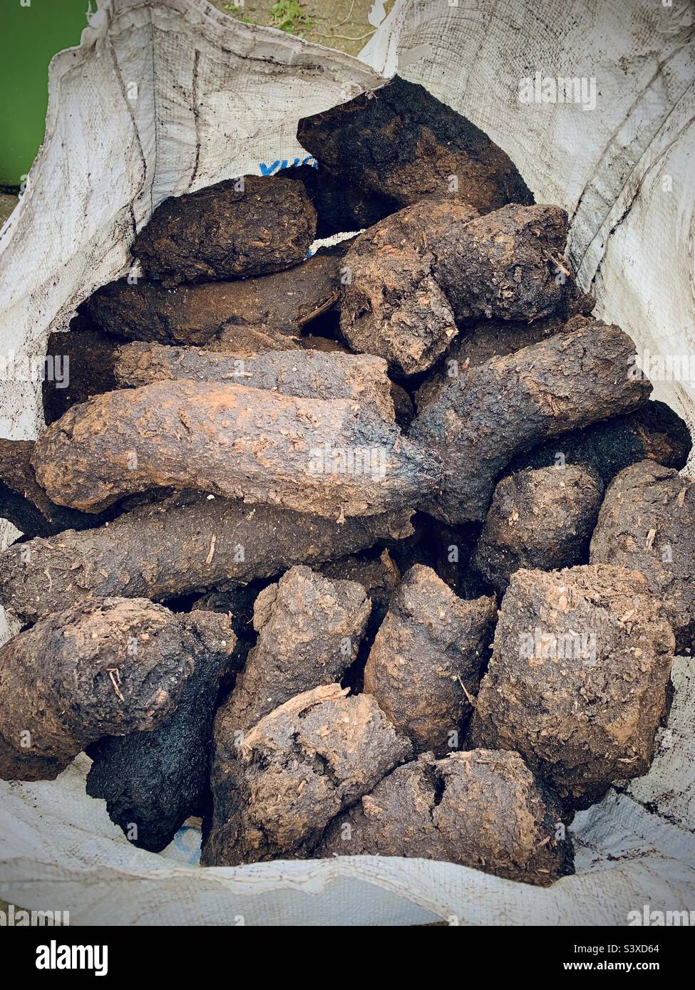 Irish Turf for the fire Stock Photo Alamy