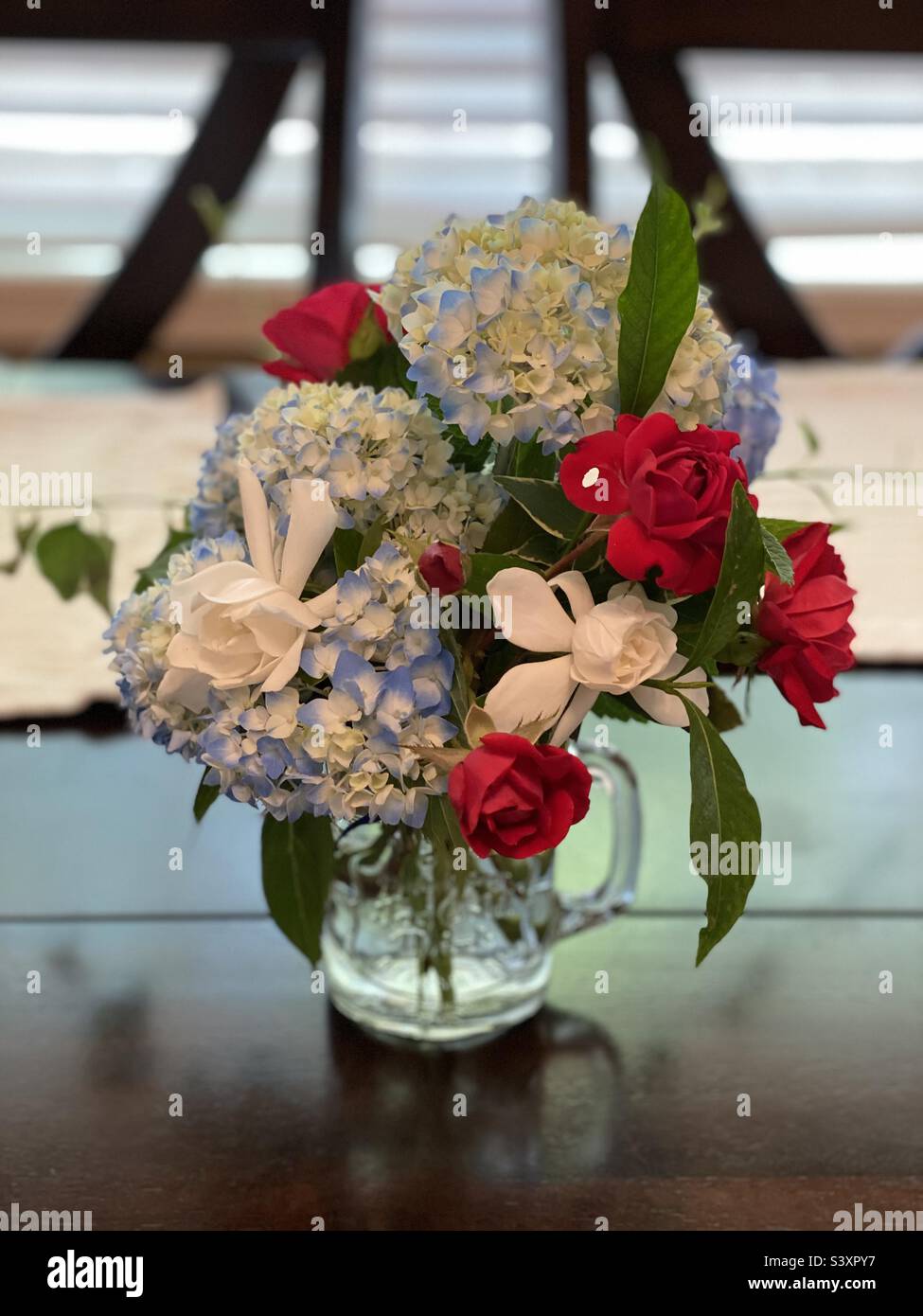 Fourth of July flower arrangement Stock Photo Alamy