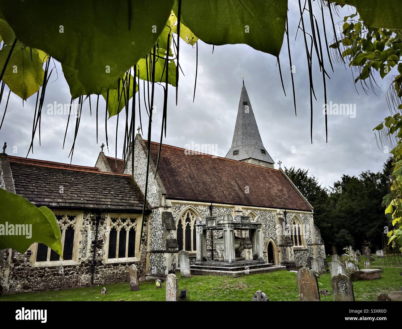 St andrews church cobham hires stock photography and images Alamy