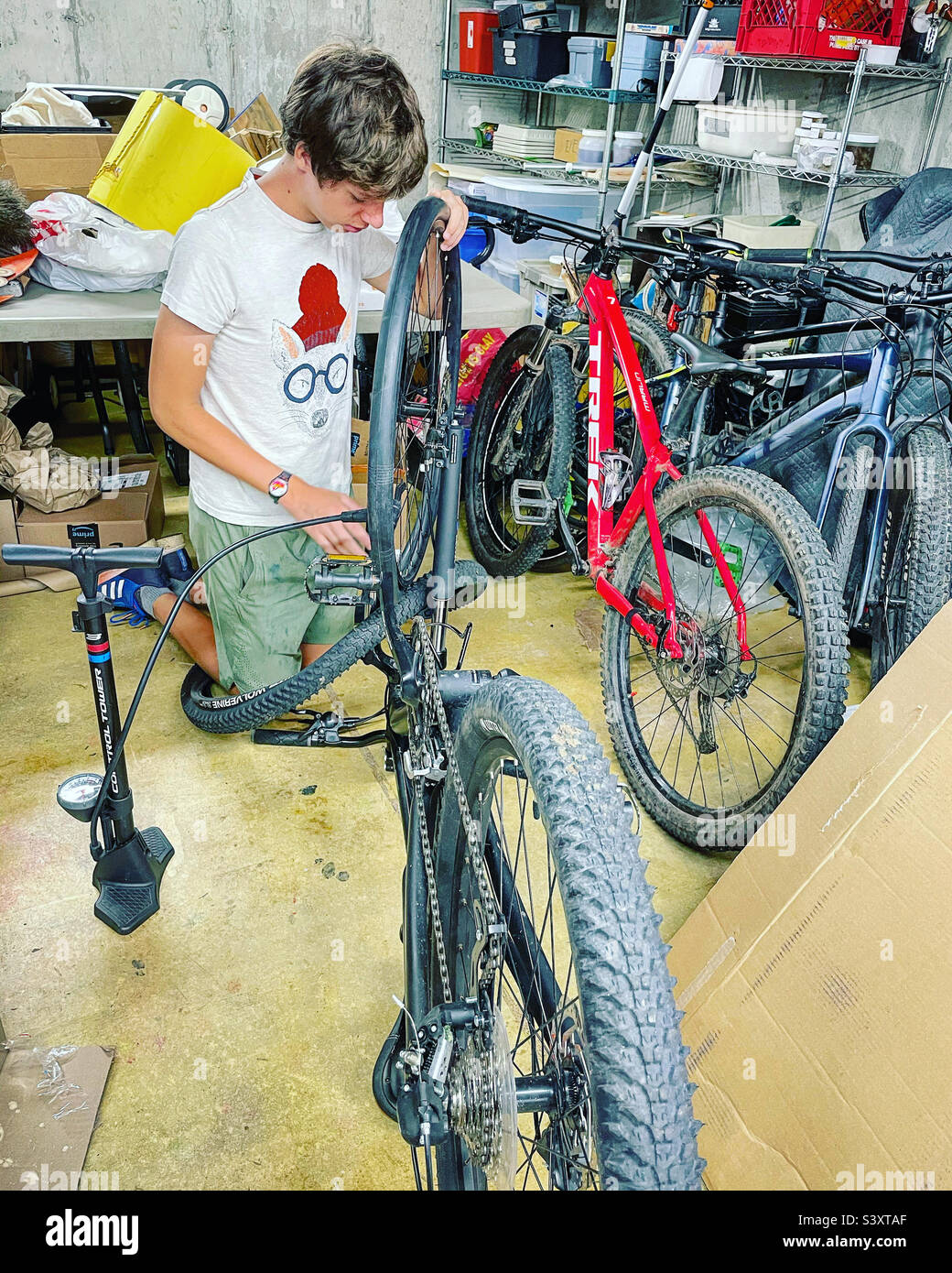 changing a tire on a bike