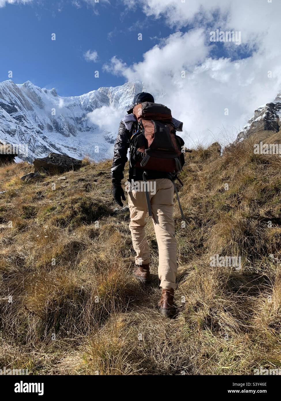 Himalayan range hi-res stock photography and images - Alamy