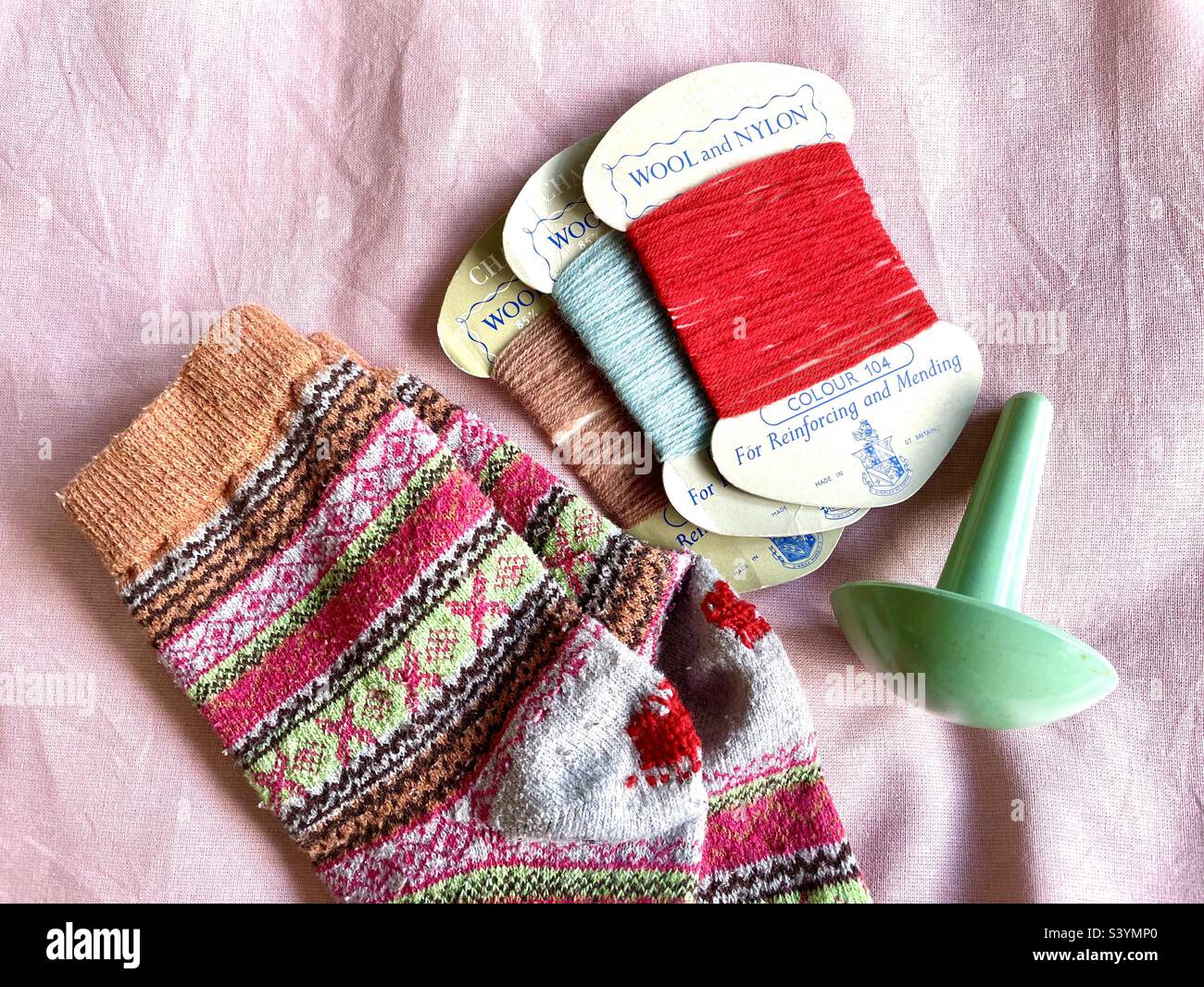Darning wool hi-res stock photography and images - Alamy