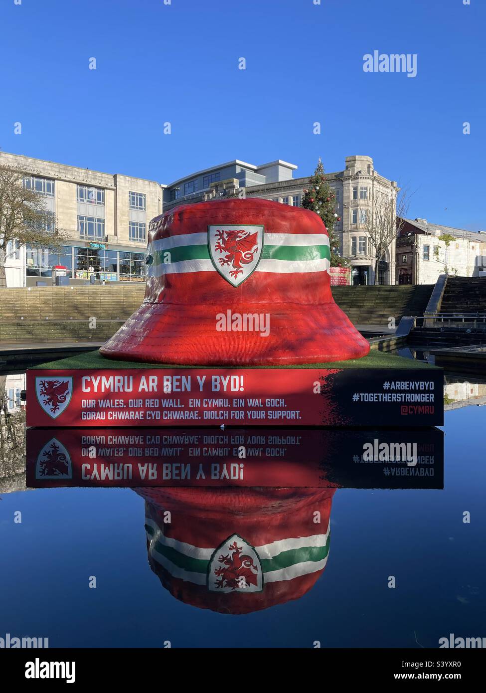 Welsh football bucket hat hires stock photography and images Alamy